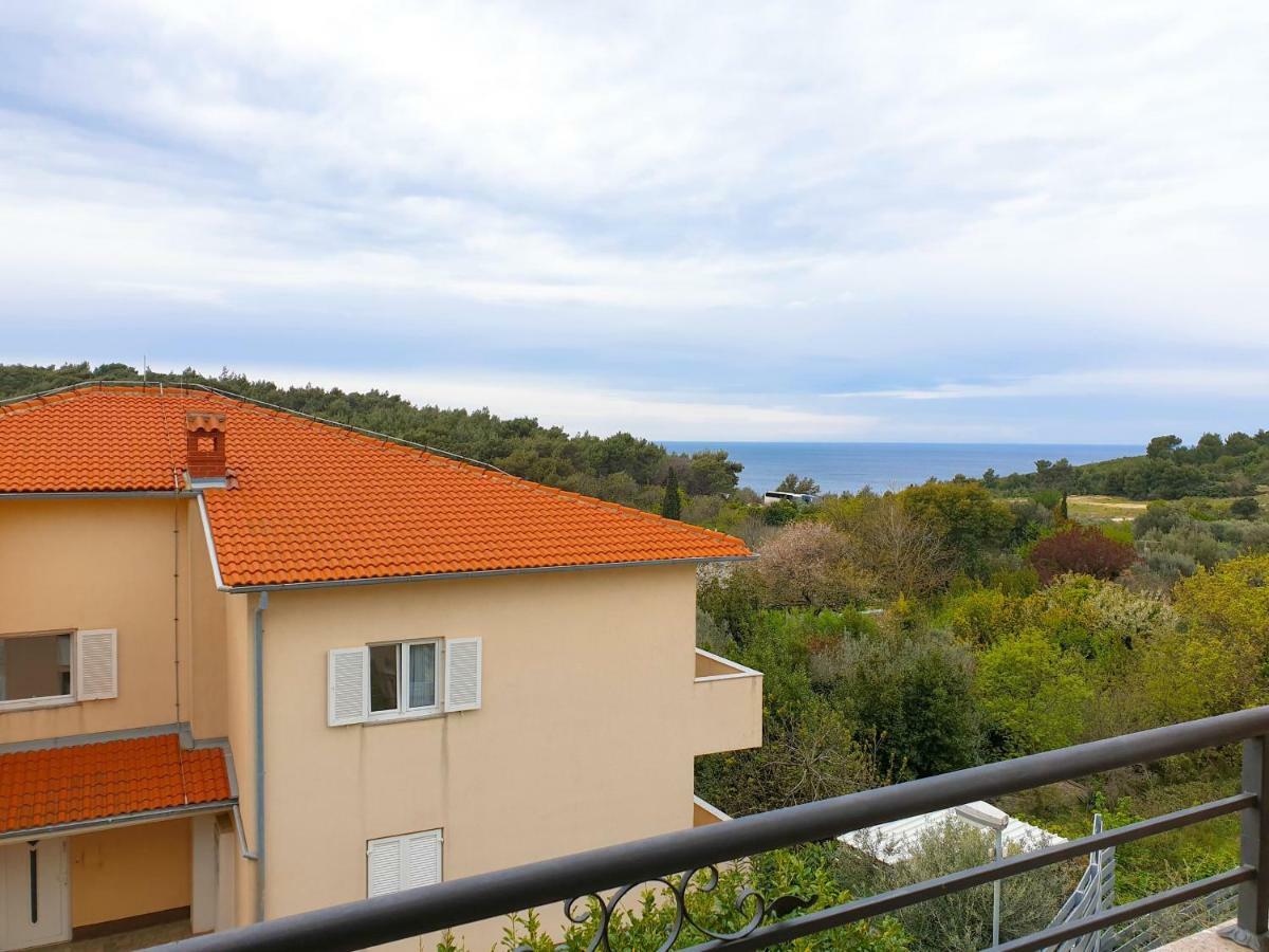 Apartment Oliva Yourcroatiaholiday Premantura Exterior photo