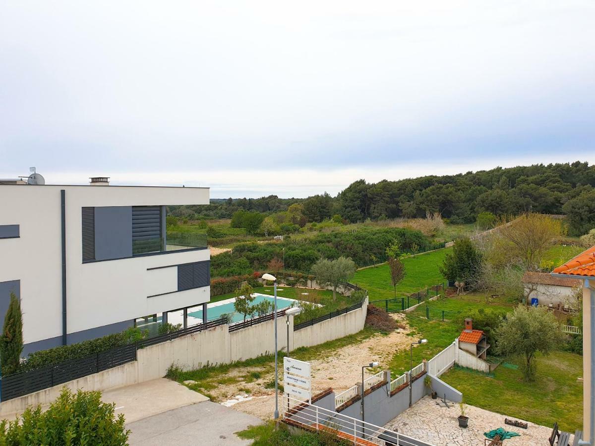 Apartment Oliva Yourcroatiaholiday Premantura Exterior photo